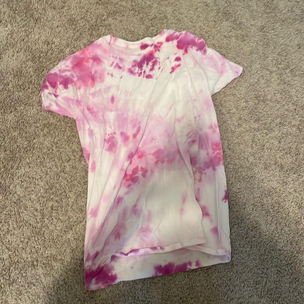 Handmade pink tie-die shirt